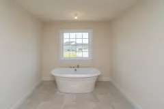 Grand-Canterbury-Master-Bath-Tub